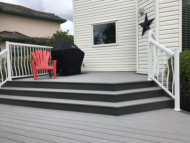 Sherwood Park Multi-level Deck