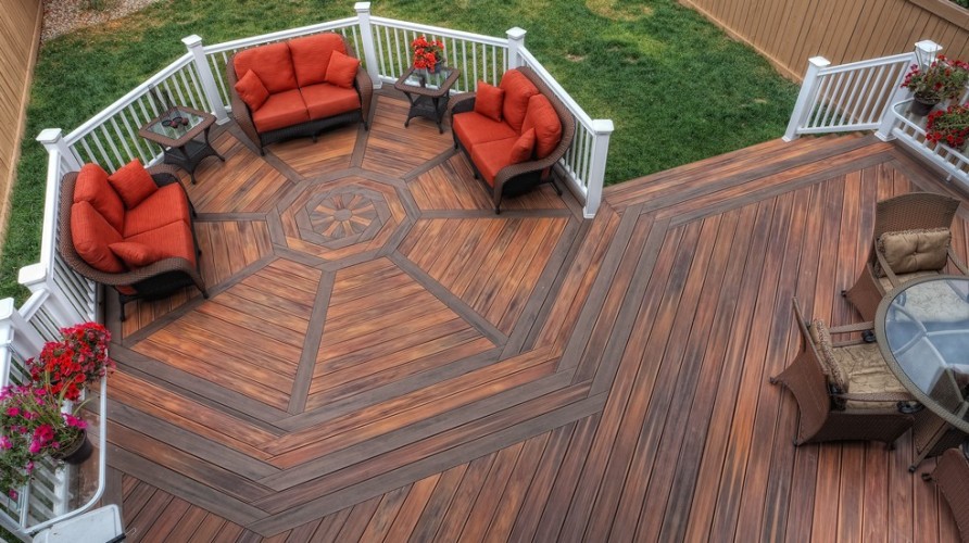 Transforming Landscape with an Octagon Deck